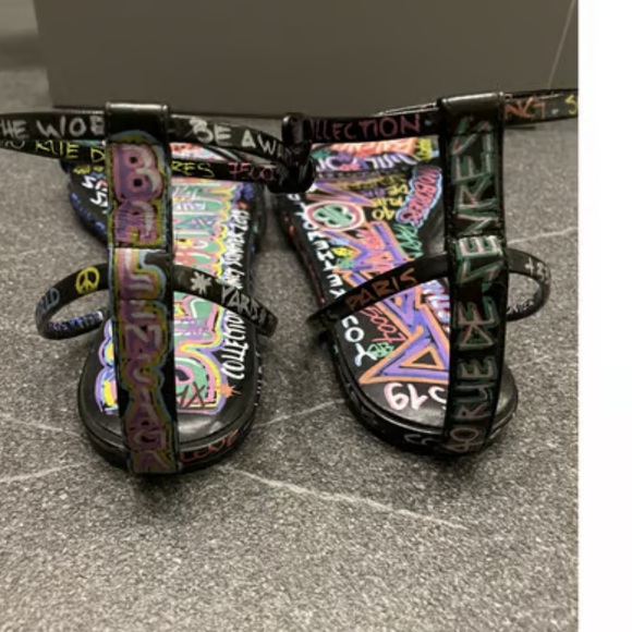 Balenciaga Graffiti Sandals - Picture 6 of 9